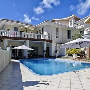 3* Гостевой дом Carana Hilltop