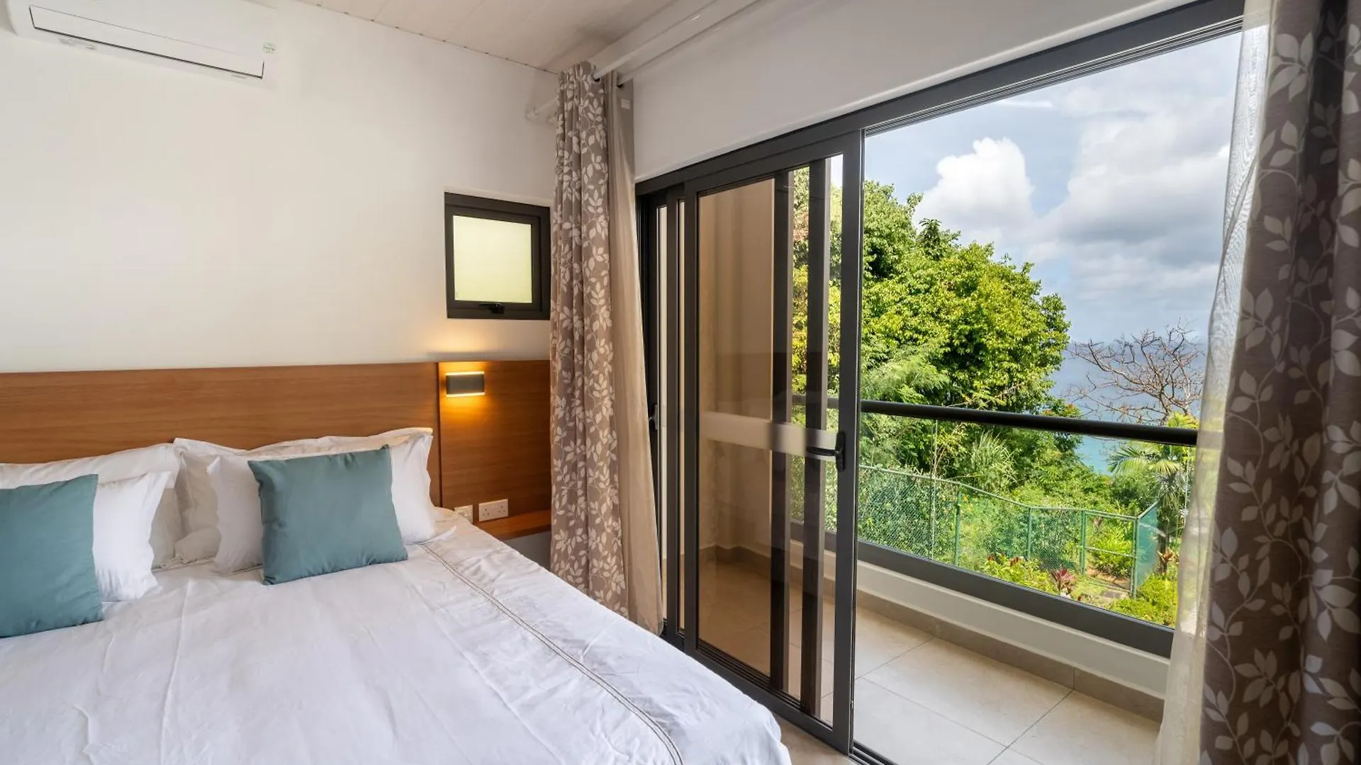 Sorento Holiday Apartments Гласи Сейшельские острова