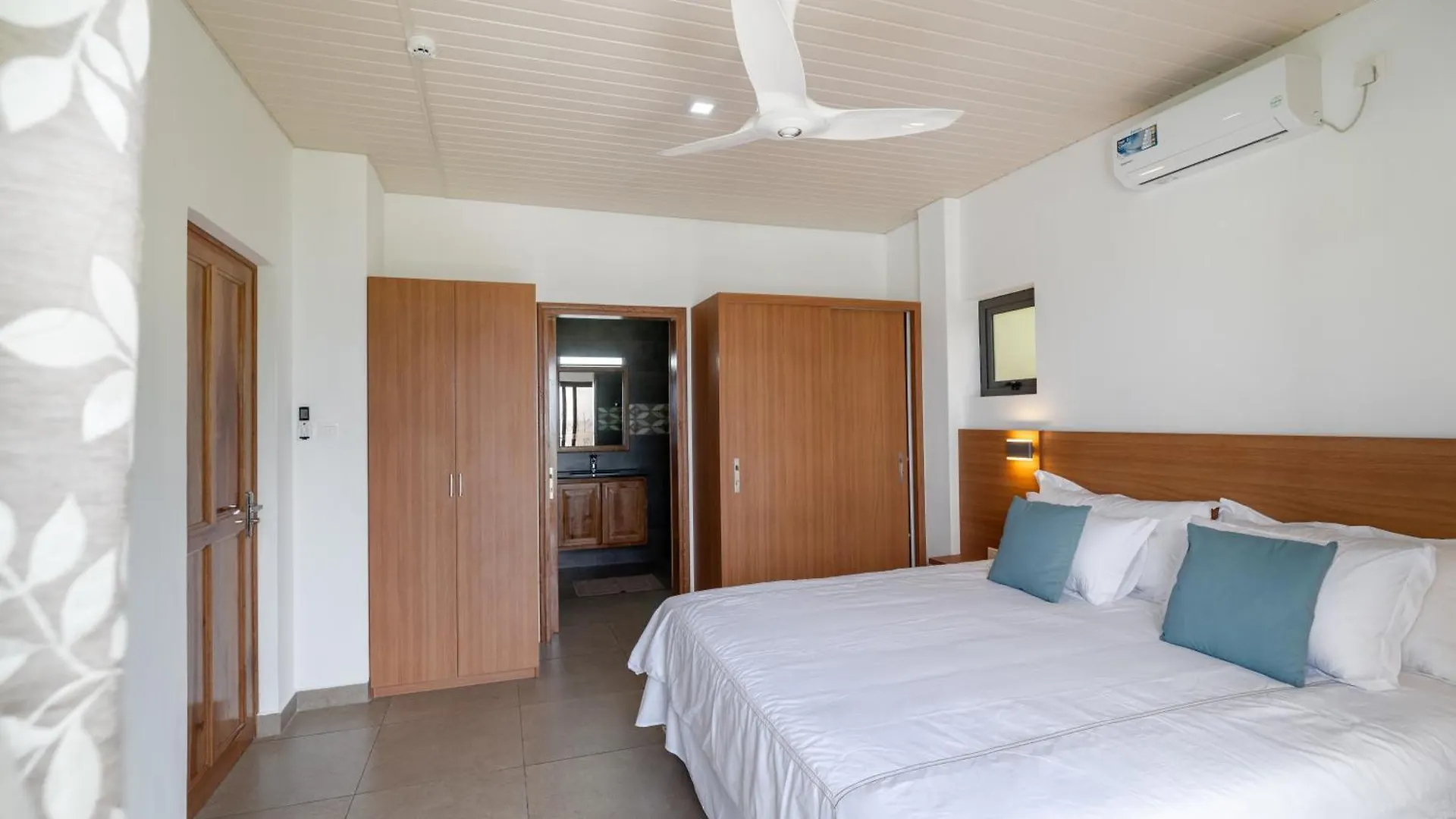 Sorento Holiday Apartments Гласи