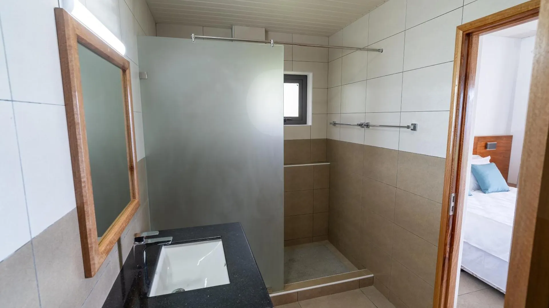 Sorento Holiday Apartments Glacis   Glacis (Mahe)