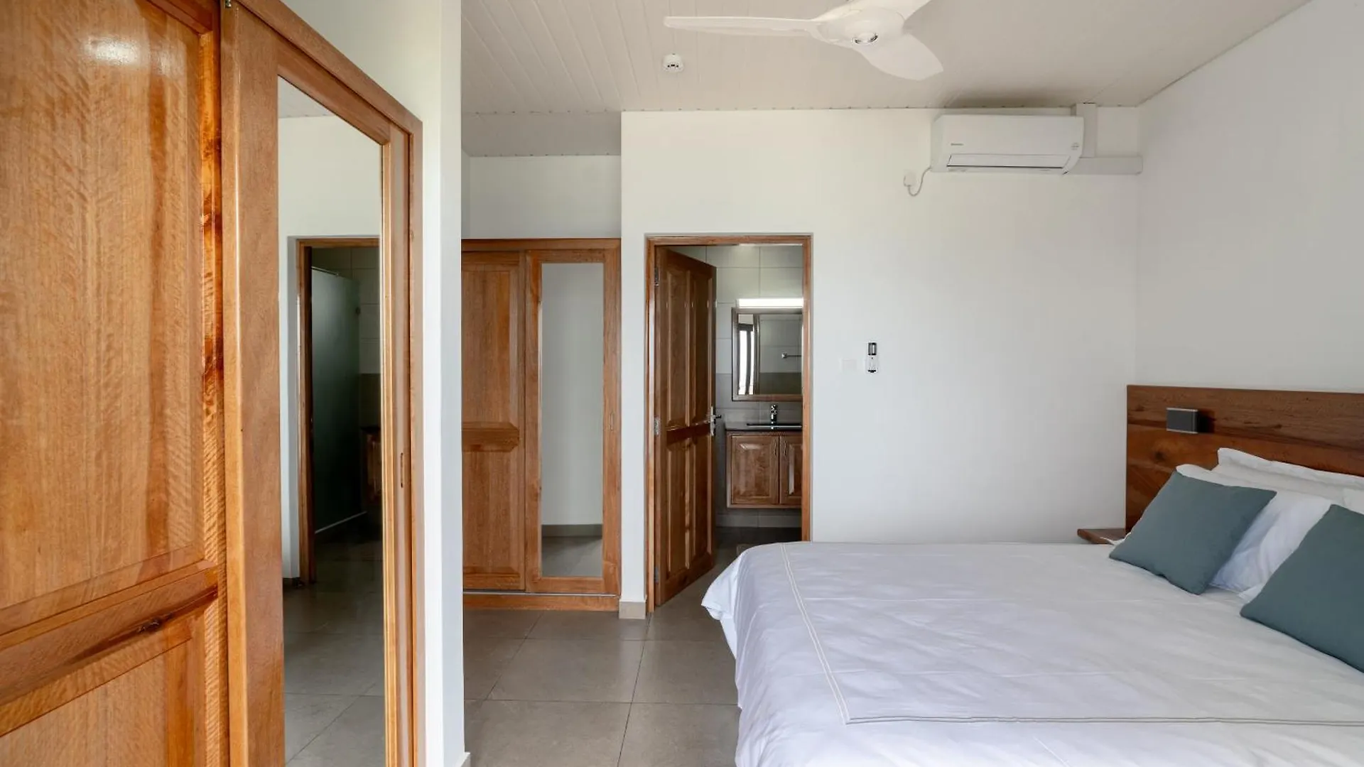 Sorento Holiday Apartments Glacis