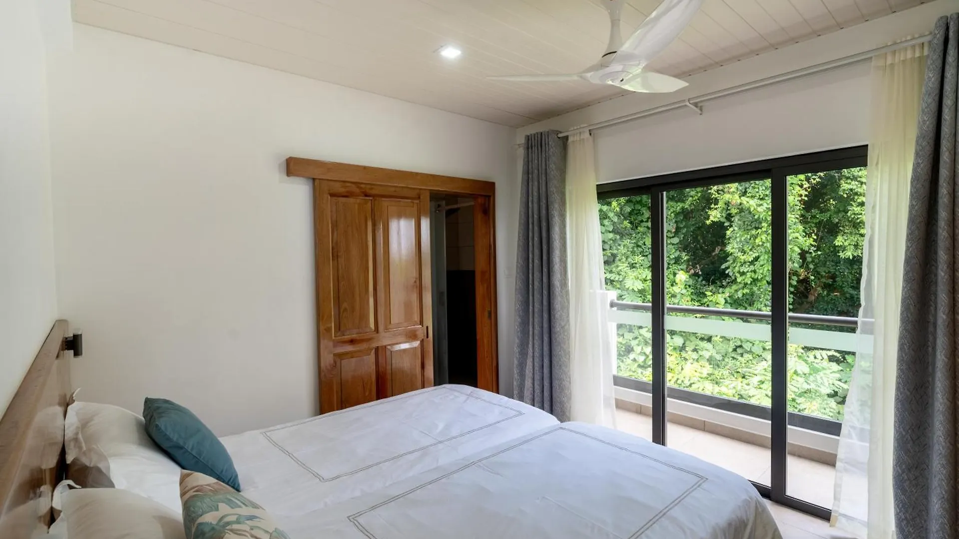 Sorento Holiday Apartments Glacis