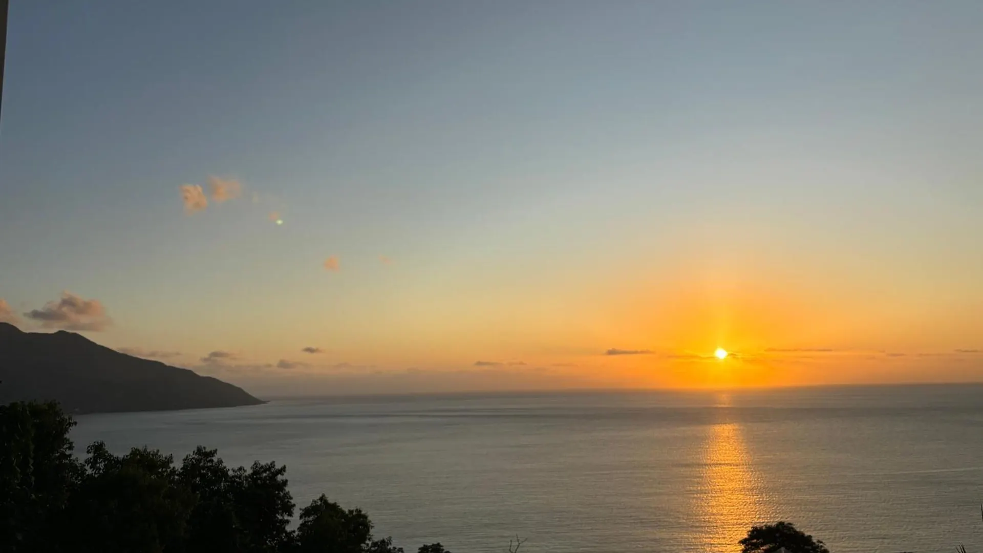 Sorento Holiday Apartments contacts